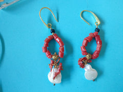 Orecchini di corallo e perla